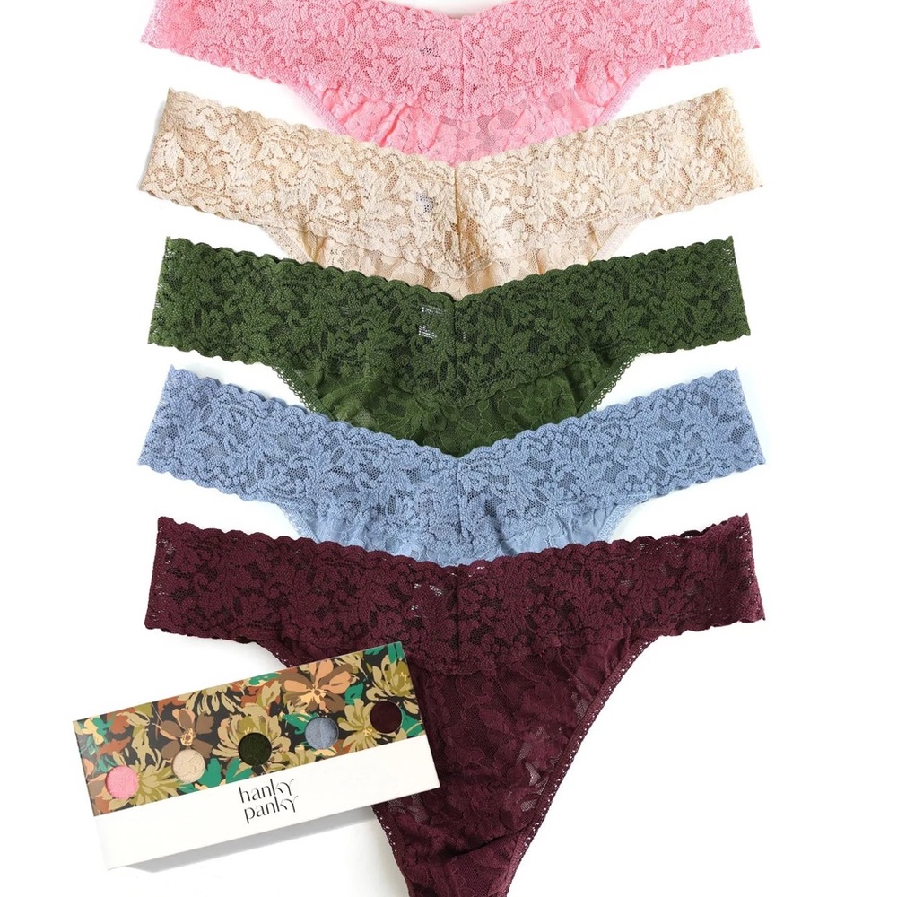 Hanky Panky Lace Set - 5 Pack Signature Lace Thong - One size - PLUS Fits 14 24